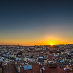 Lua de mel na Europa: Lisboa ou Paris para quem não quer só museus